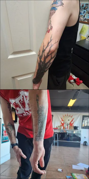 Aces & Eights Tattoo 3