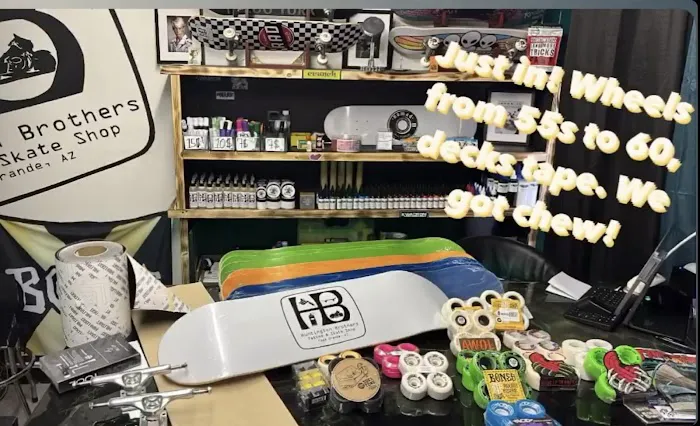 Huntington Brothers Tattoo&Skate Shop 1