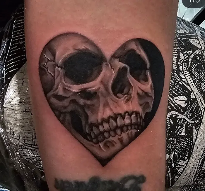 Spiritual Healing Tattoos & Piercings 6