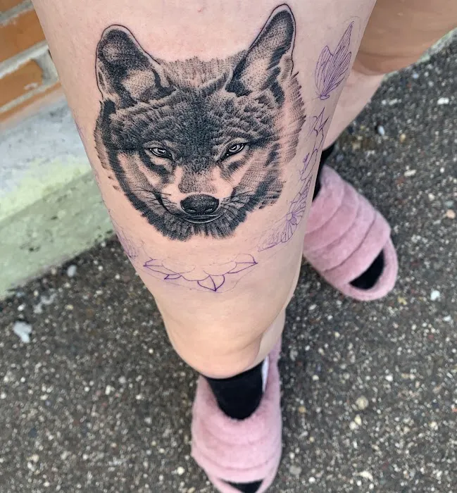 Grand Avenue Tattoo 1