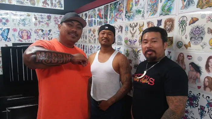 Hung's Tattoo Parlor 6