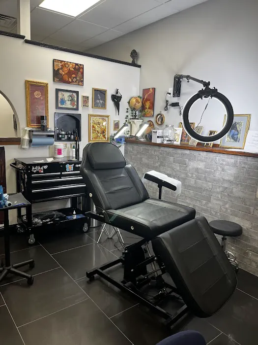 Grey Duck Tattoo Studio 6