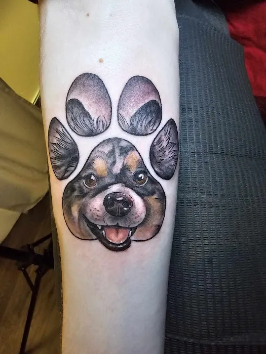 Cozy Kitsune Tattoo Studio 2