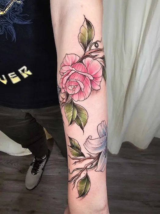 Cozy Kitsune Tattoo Studio 0