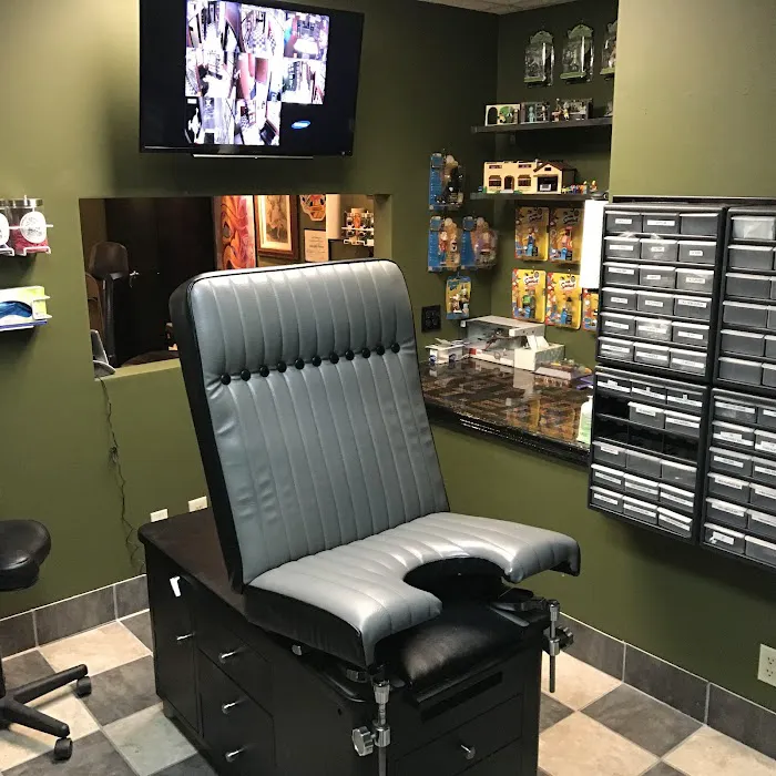 Mutiny Tattoo and Piercing 8