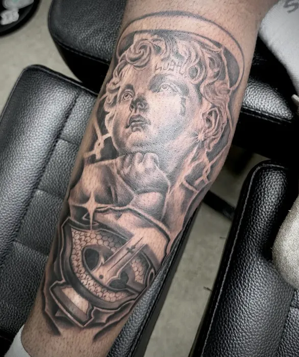 Divine Tattoo Studio LLC 4