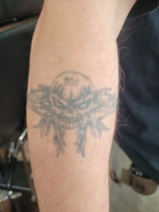 Geister's Tattoo Studio 3