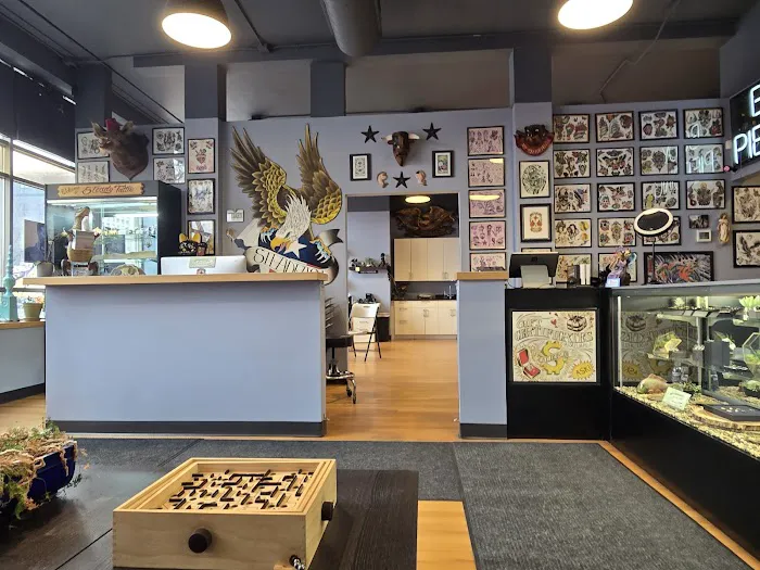 Steady Tattoo & Body Piercing 6
