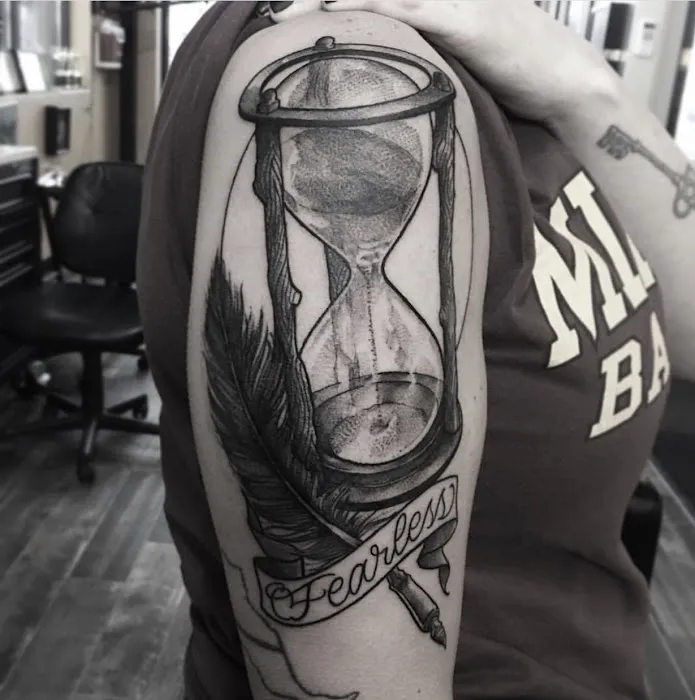 SharkTooth Tattoo & Gallery 7