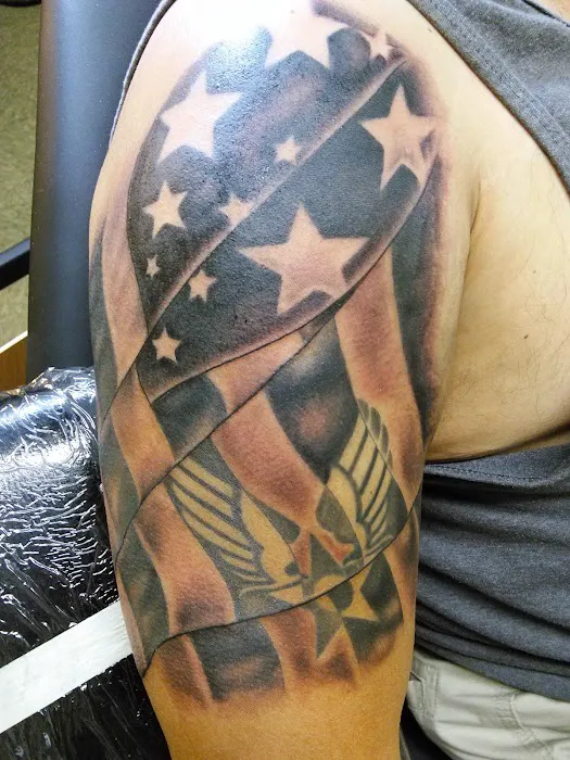 Canvas Tattoo Studio 4