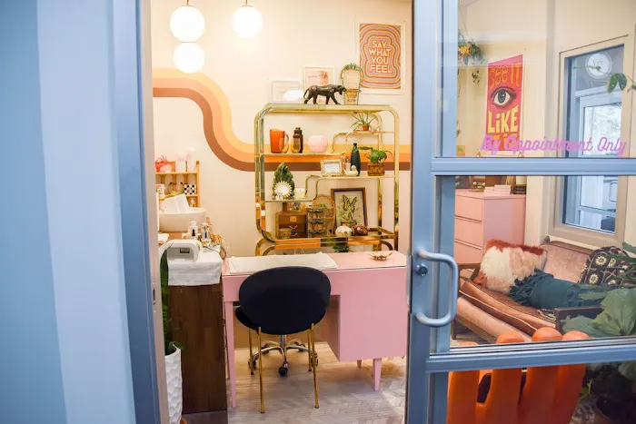 Sola Salon Studios 1