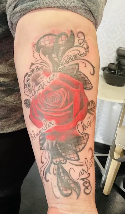 Inception Studios - Modern Professional Tattooing 6