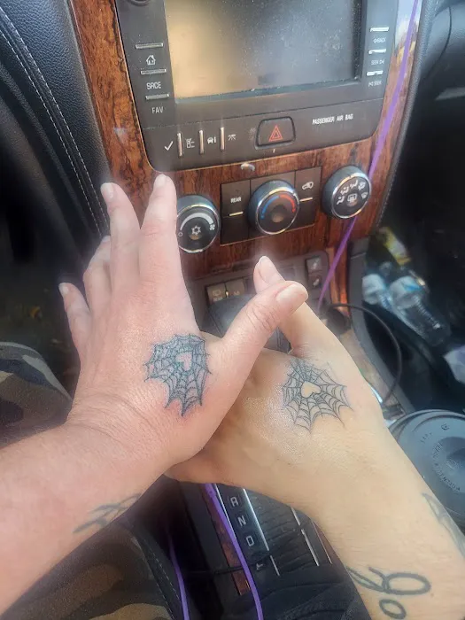 Obsidian Tattoo and Gallery 5