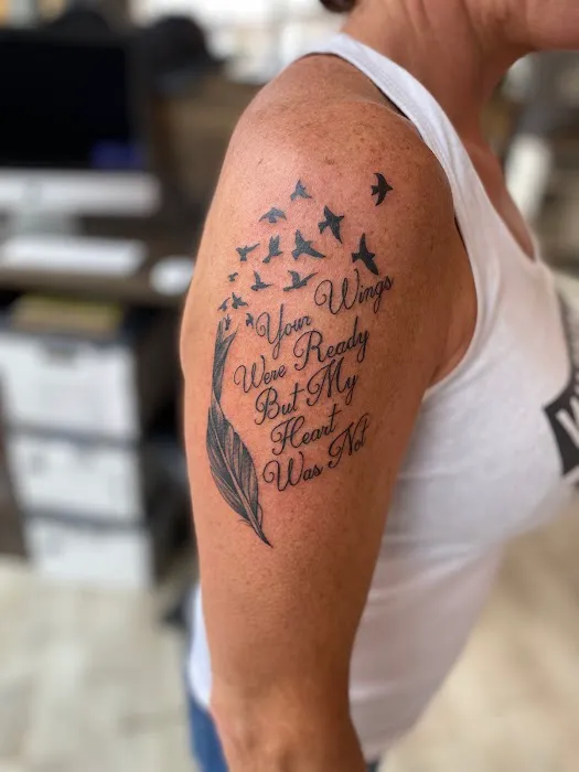 The Harbor Tattoo Studio 7