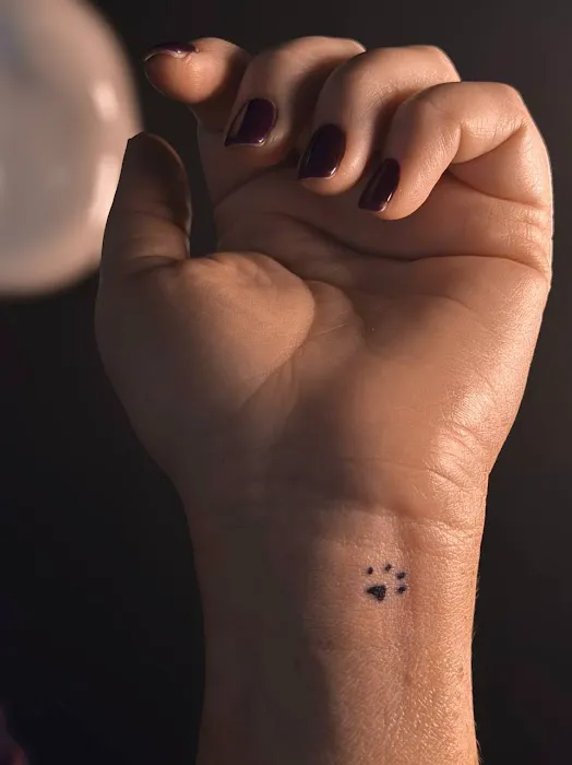 FINE LINE TATTOO KAYA 2