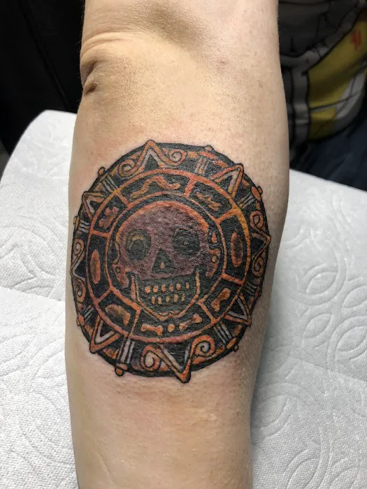 Ace Tattoo & Piercing 2