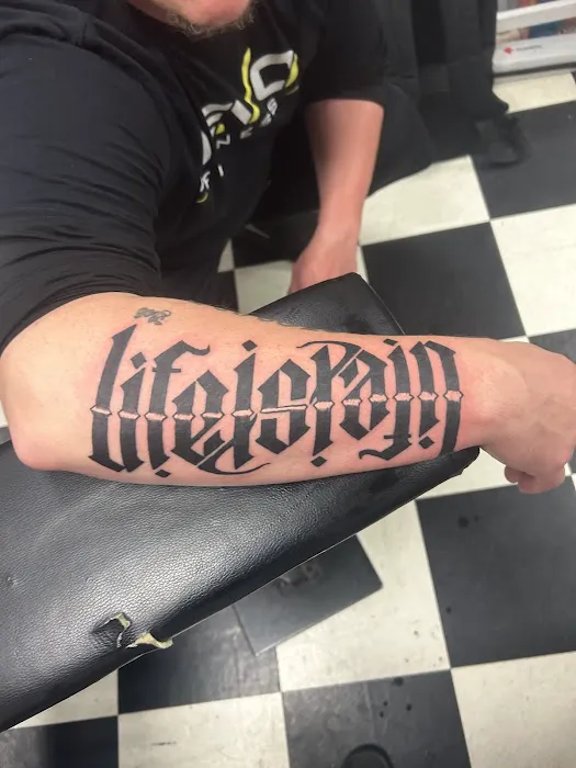 That Place Tattoo and Piercing 0