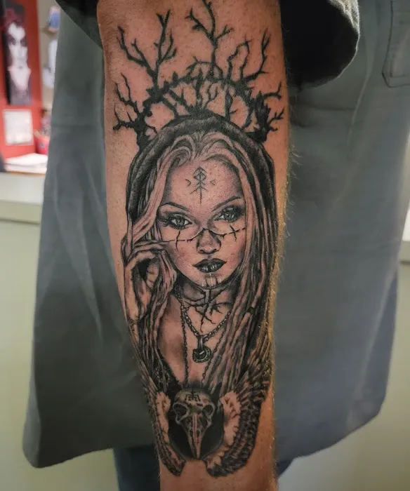 Misguided Angel Tattoo Studio 7