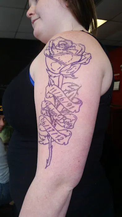 Serious Ink Tattoo & Body Piercing 4