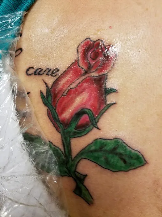 Serious Ink Tattoo & Body Piercing 2