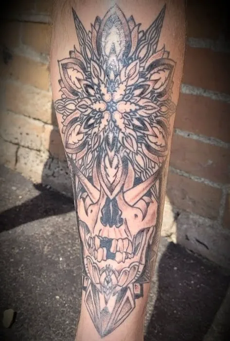 Cactus Tattoo & Body Piercing 5