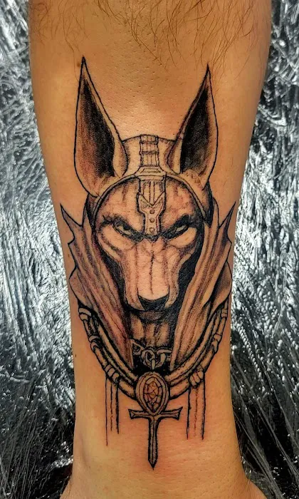 Serenity Tattoo and Piercing 3