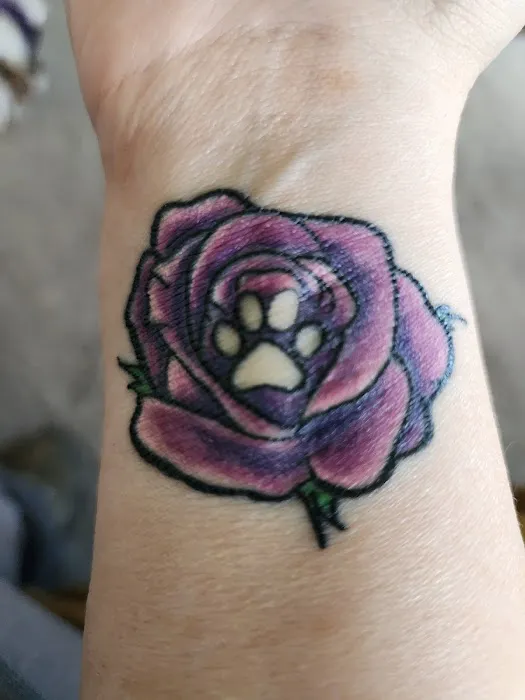Crimson Heart Designs Tattoo Studio 3