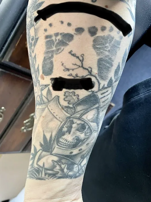 Autonomy Tattoo and Piercing 1