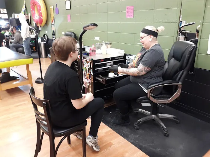 Skinlab Piercing and Tattoo, LLC 0