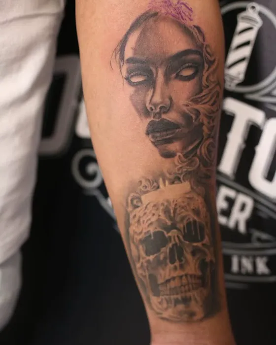 Downtown Barber Lounge & Ink 4