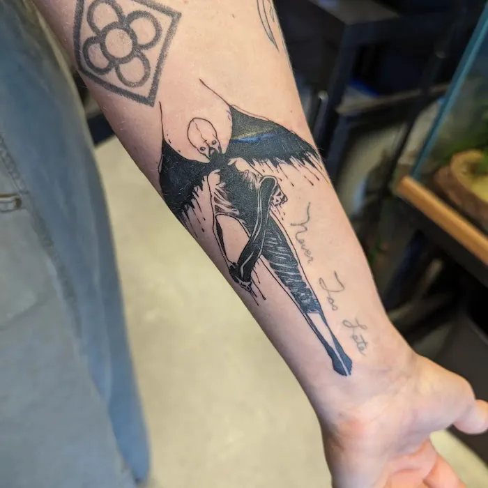 Heath Studios & Tattoo 3
