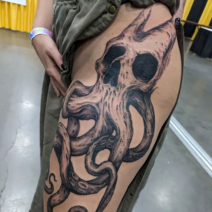 Heath Studios & Tattoo 8