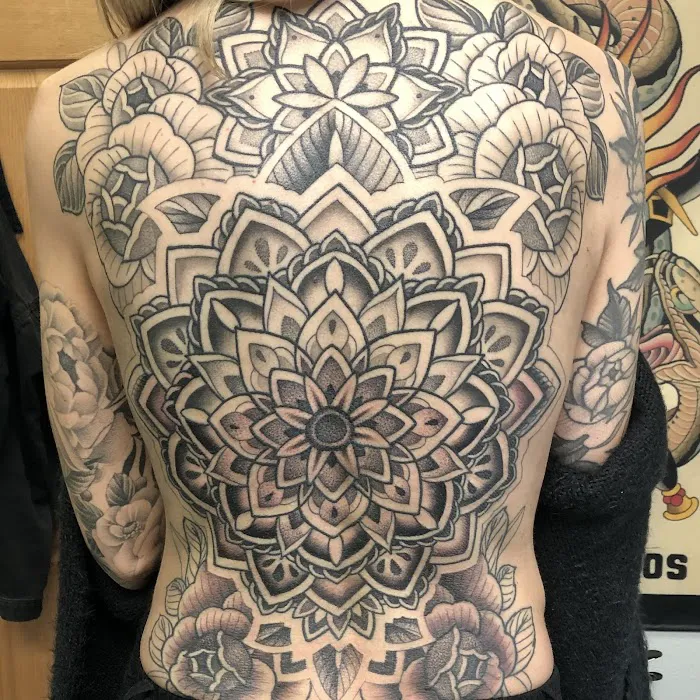 Kindhand Tattoo 7