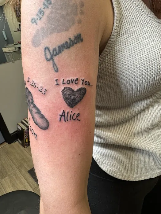 Subjective Art Tattoo, LLC 0