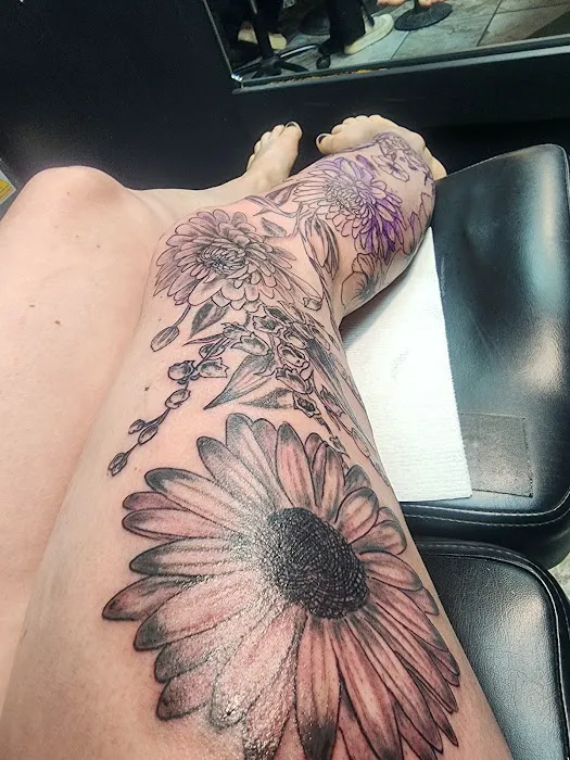 Skyline Tattoo Studio 6