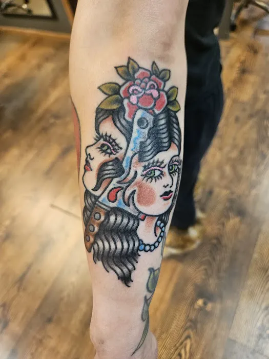 Wintership Tattoo and Art Gallery 2