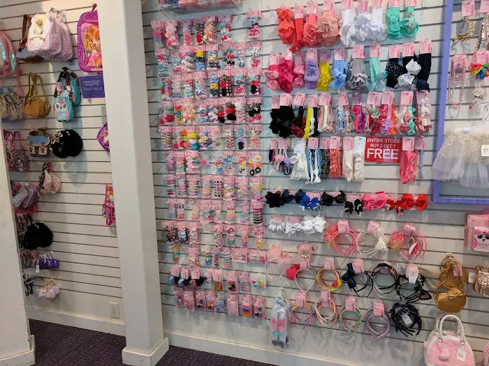 Claire's 8