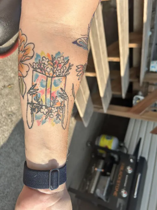TNT Top Notch Tattoo 0