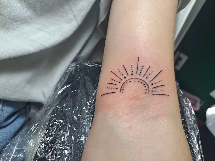 Two Moons Tattoo LLC 3