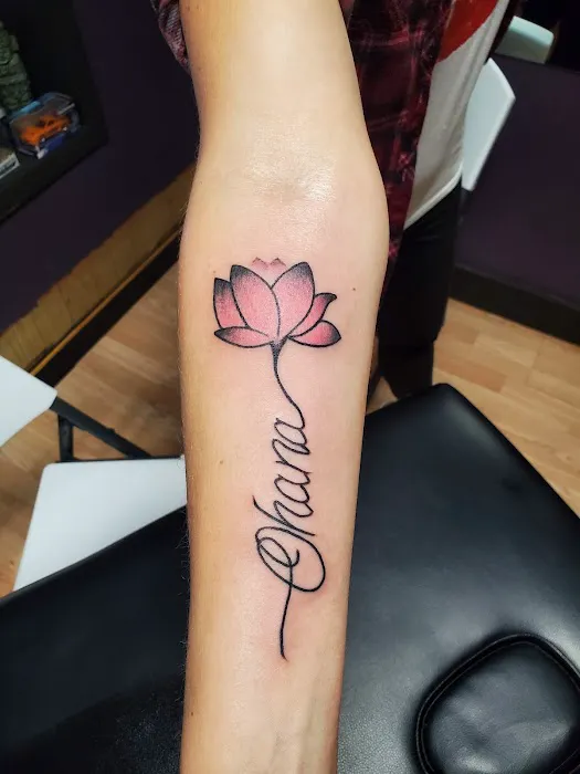 Edge Of The World Tattoo Shop 5
