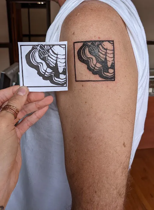 Heroic Ink Tattoo & Piercing 5