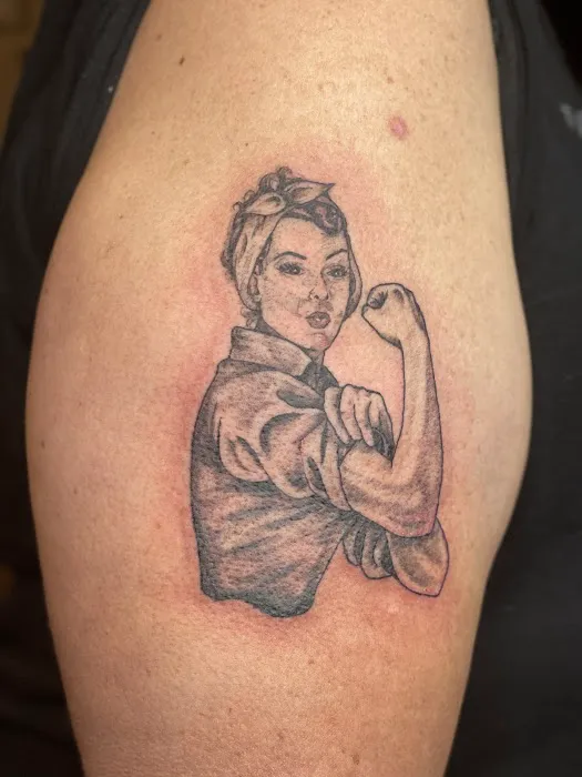 Lonely Bones Tattoo & Art 6