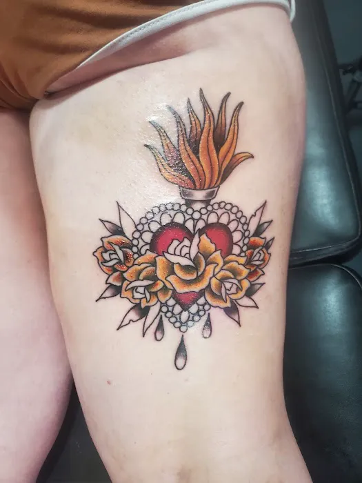 All Day Tattoo and Art Studio 4