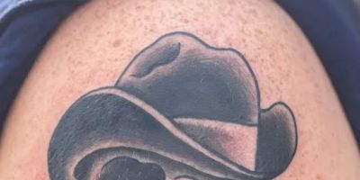 Electric tattooing by Zach Eden