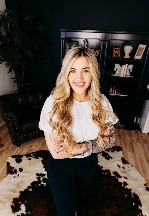 COSMETIC TATTOO STUDIO 5
