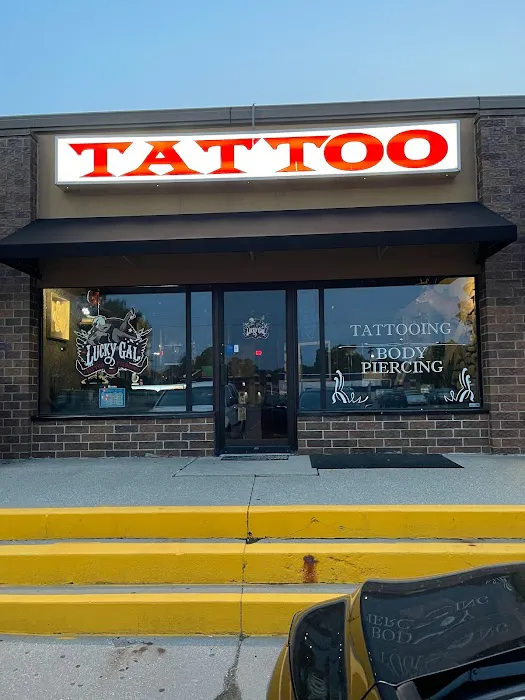 Lucky Gal Tattoo & Piercing Clive 5