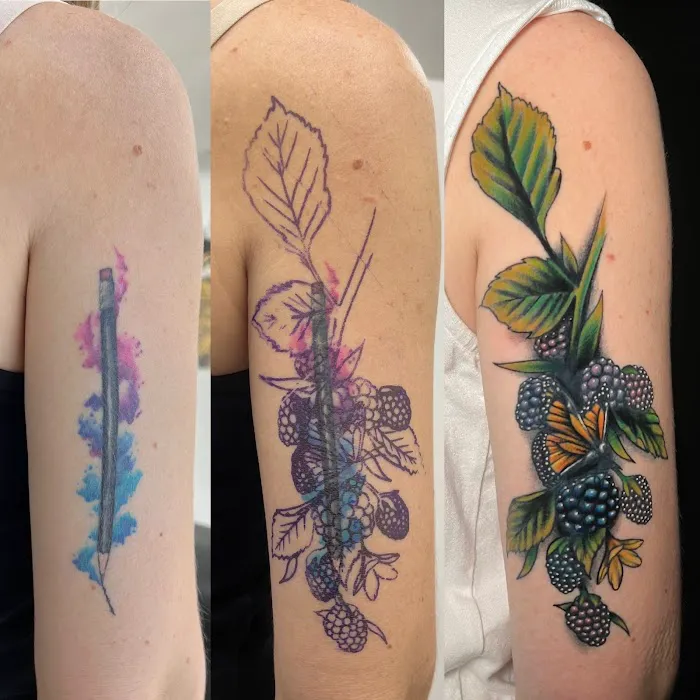 Lucky Gal Tattoo and Piercing Waukee 6