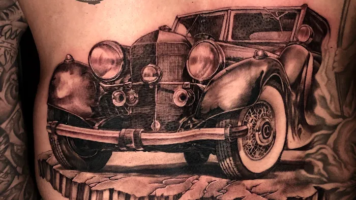 Tenorio Tattoo Studio 6