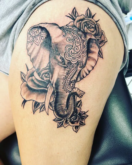 Union Station West Tattoo-Piercing 5