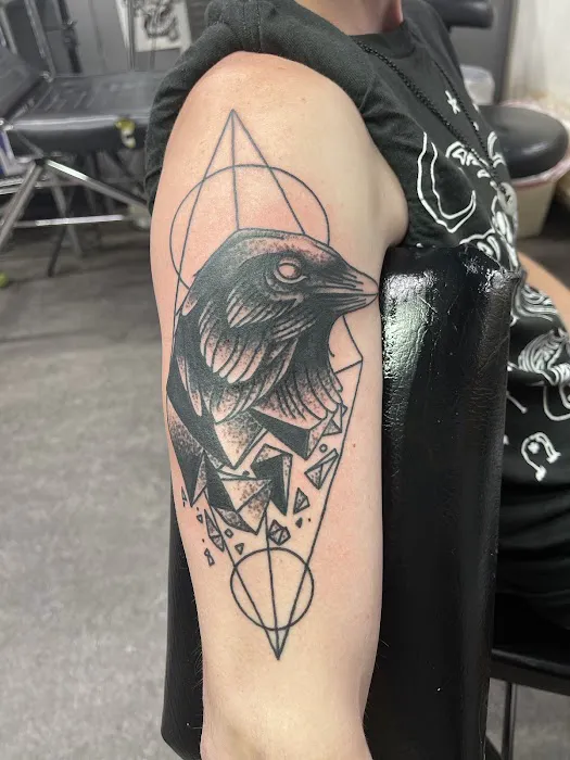 Union Station West Tattoo-Piercing 6